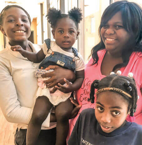 Leona and her kids at Atlanta Mission