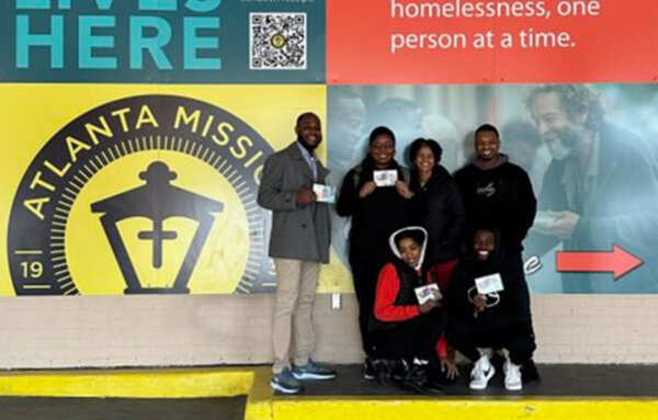 Ecoslay team volunteering at our donation center